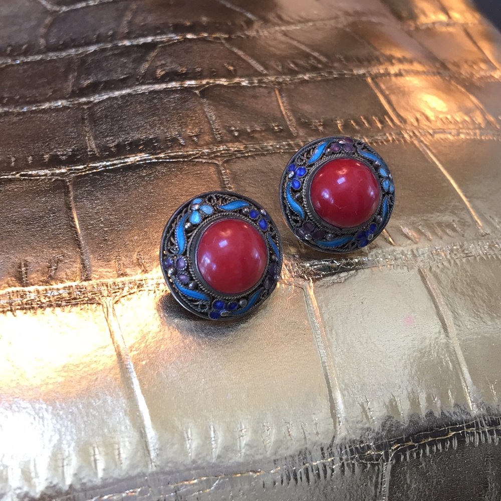 Coral cloisonné earrings 🐚🦀